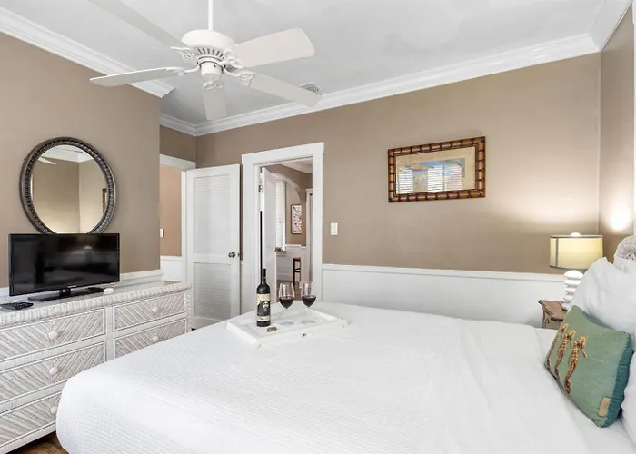 Coastal Escape In Indian Rocks Breathtaking Waterfront Views From The Deck Clearwater Beach