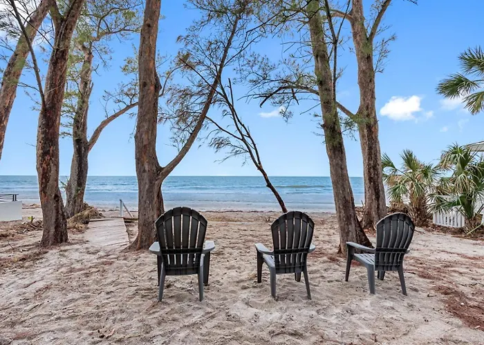 Coastal Escape In Indian Rocks Breathtaking Waterfront Views From The Deck Clearwater Beach