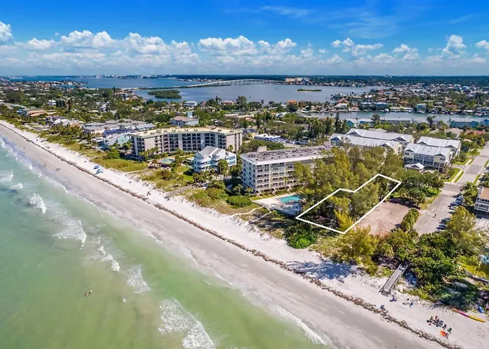 Coastal Escape In Indian Rocks Breathtaking Waterfront Views From The Deck