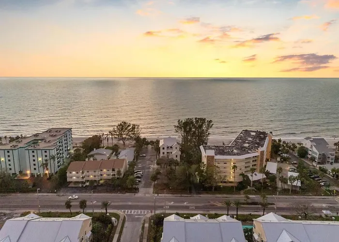 Coastal Escape In Indian Rocks Breathtaking Waterfront Views From The Deck *
