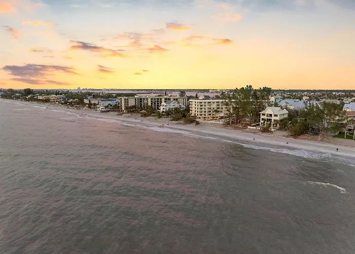 Holiday home Coastal Escape In Indian Rocks Breathtaking Waterfront Views From The Deck